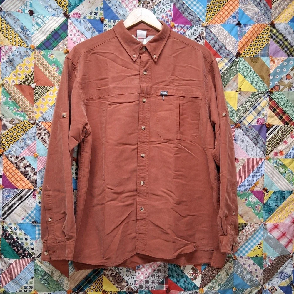 The North Face Mens Roll Sleeve Button Down Hiking Shirt Brown Rust Orange Med M